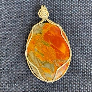 Natural stone pendant